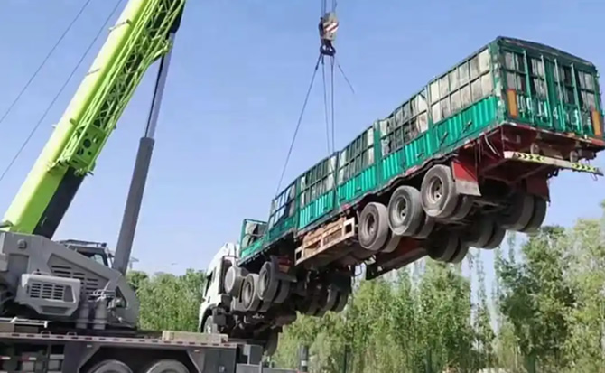 保山道路脱困救援案例